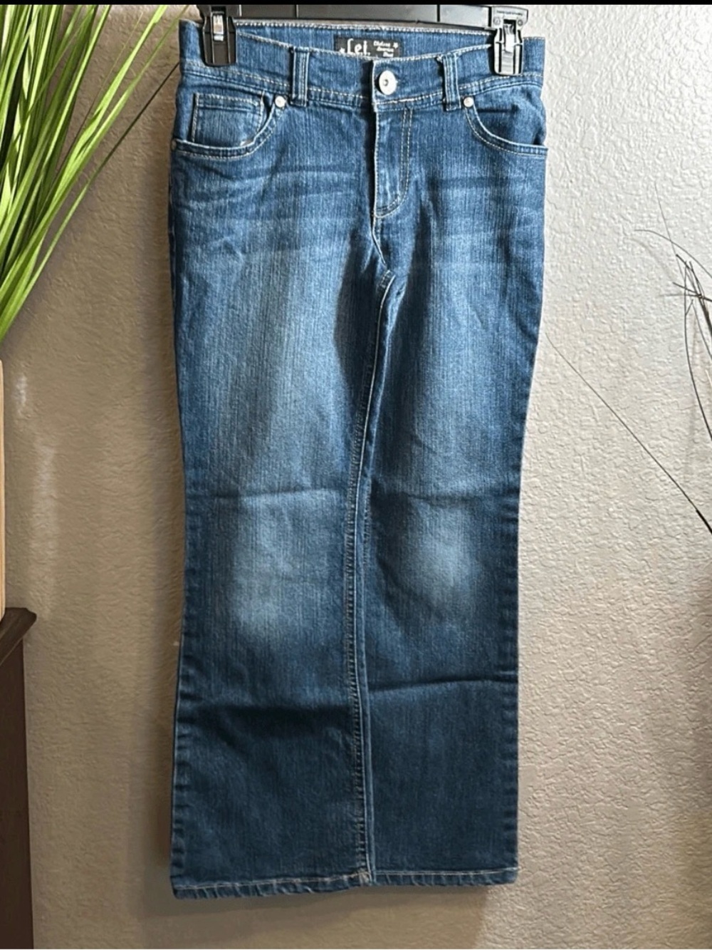 B6/2 L.e.i. Youth, girls, flared blue jeans Size 10 Youth